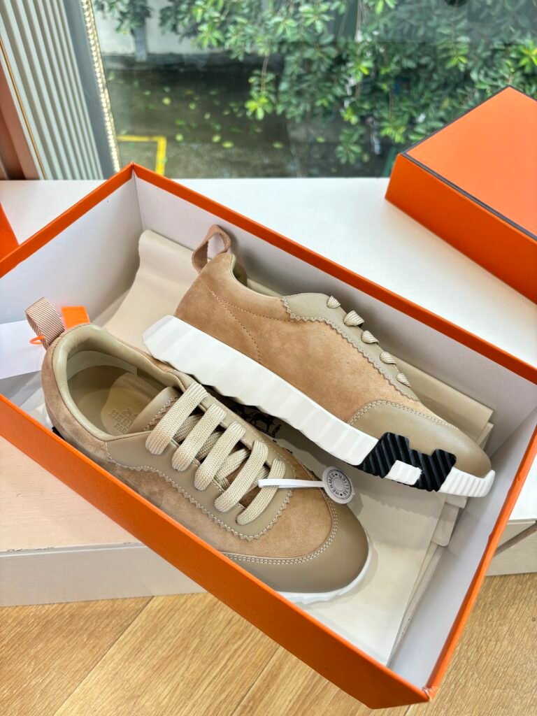 hermès bouncing sneakers grijs suede (copy)