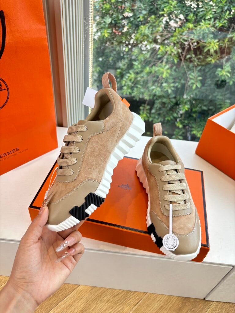 hermès bouncing sneakers grijs suede (copy)