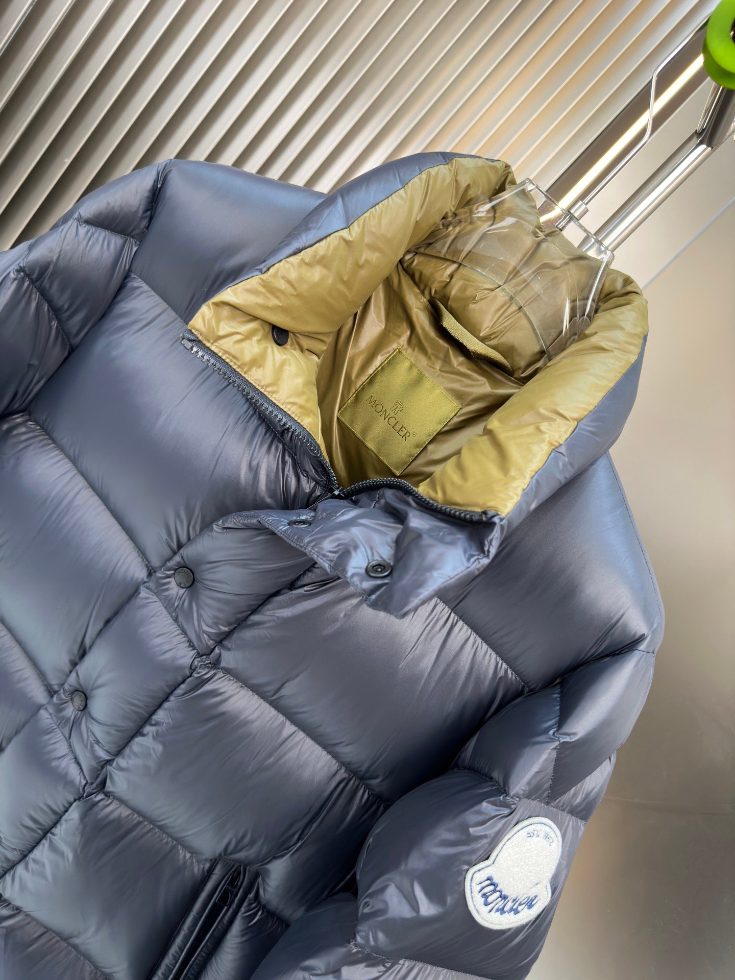 moncler dervox short down jacket