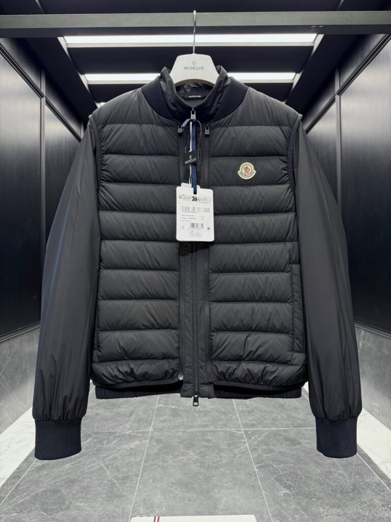 moncler vioz quilted down bomber jacket (copy)