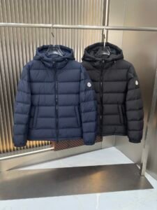 Moncler Laveraet down jacket