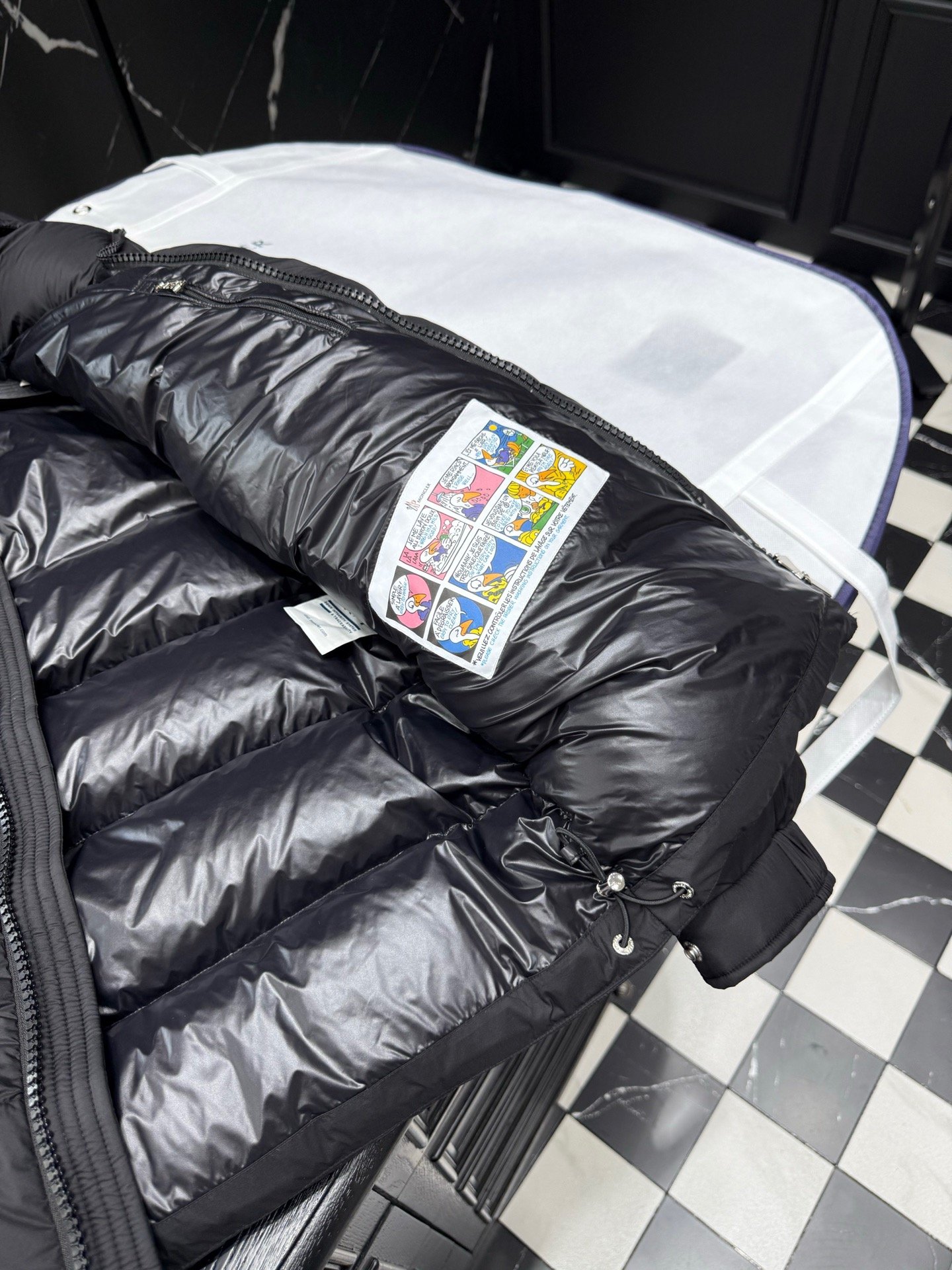 moncler vezere hooded down jacket