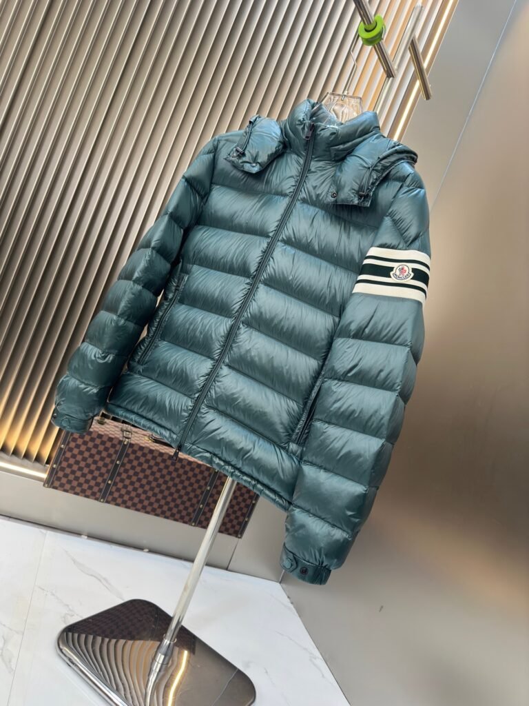 gucci short down jacket (copy)