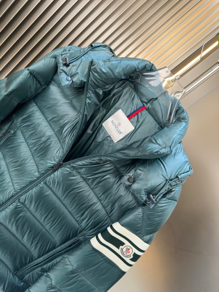 gucci short down jacket (copy)