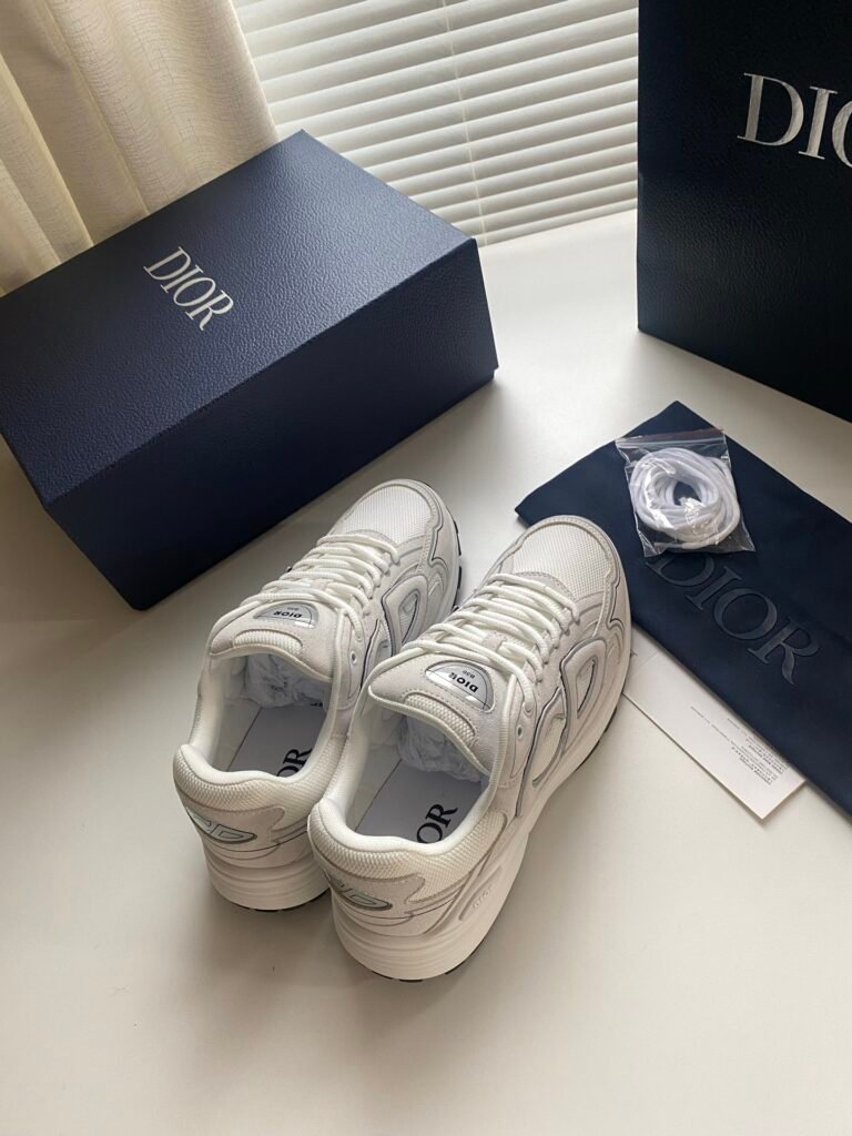dior 30 navy blauw