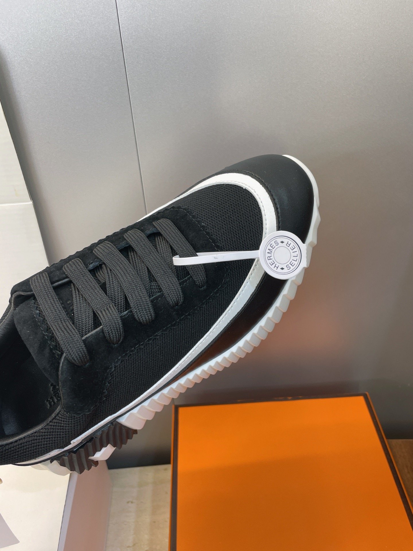 hermès bouncing sneakers l zwart (copy)