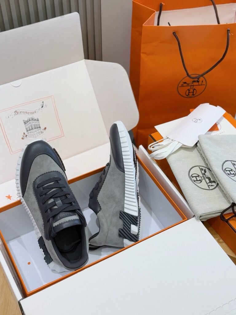 hermès bouncing sneakers grijs suede (copy)