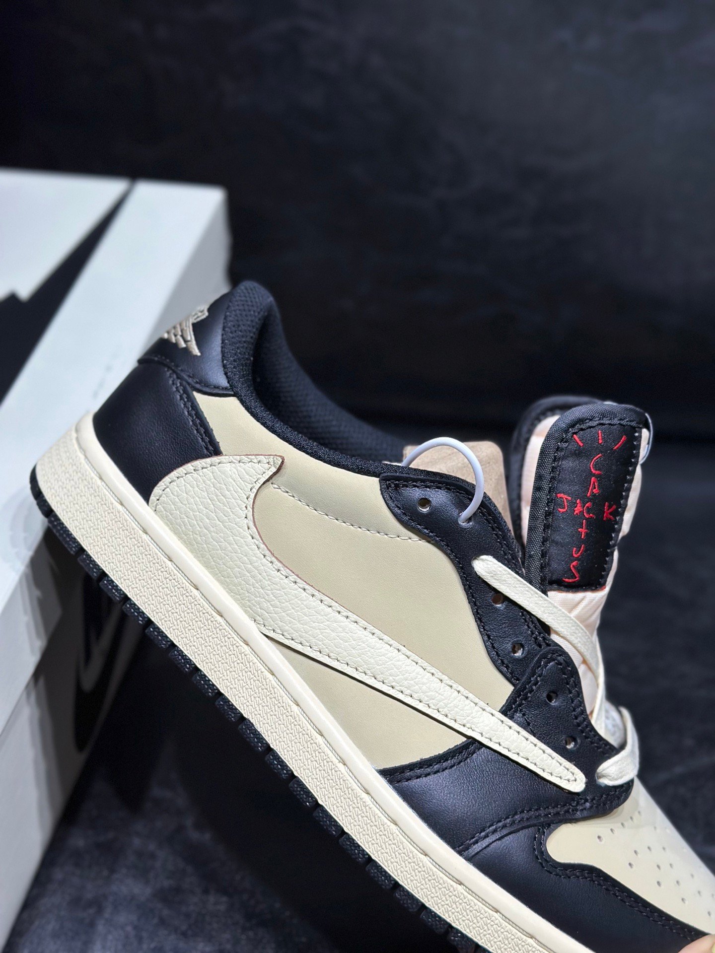 travis scott x air jordan 1 low og "pale vanilla"