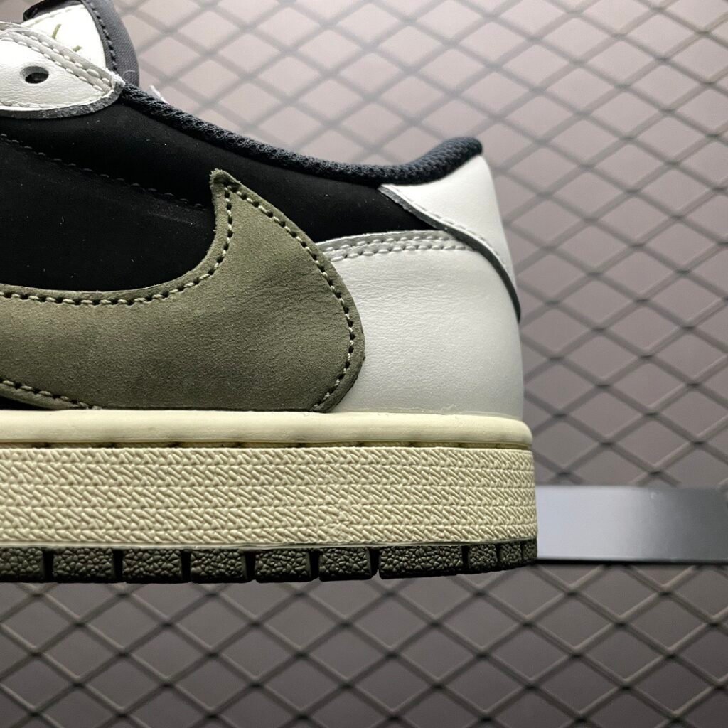 travis scott x air jordan 1 low og 'black phantom' (copy)