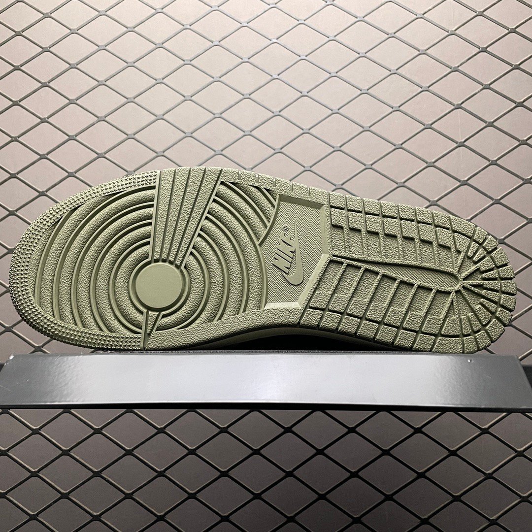 travis scott x air jordan 1 low og 'black phantom' (copy)