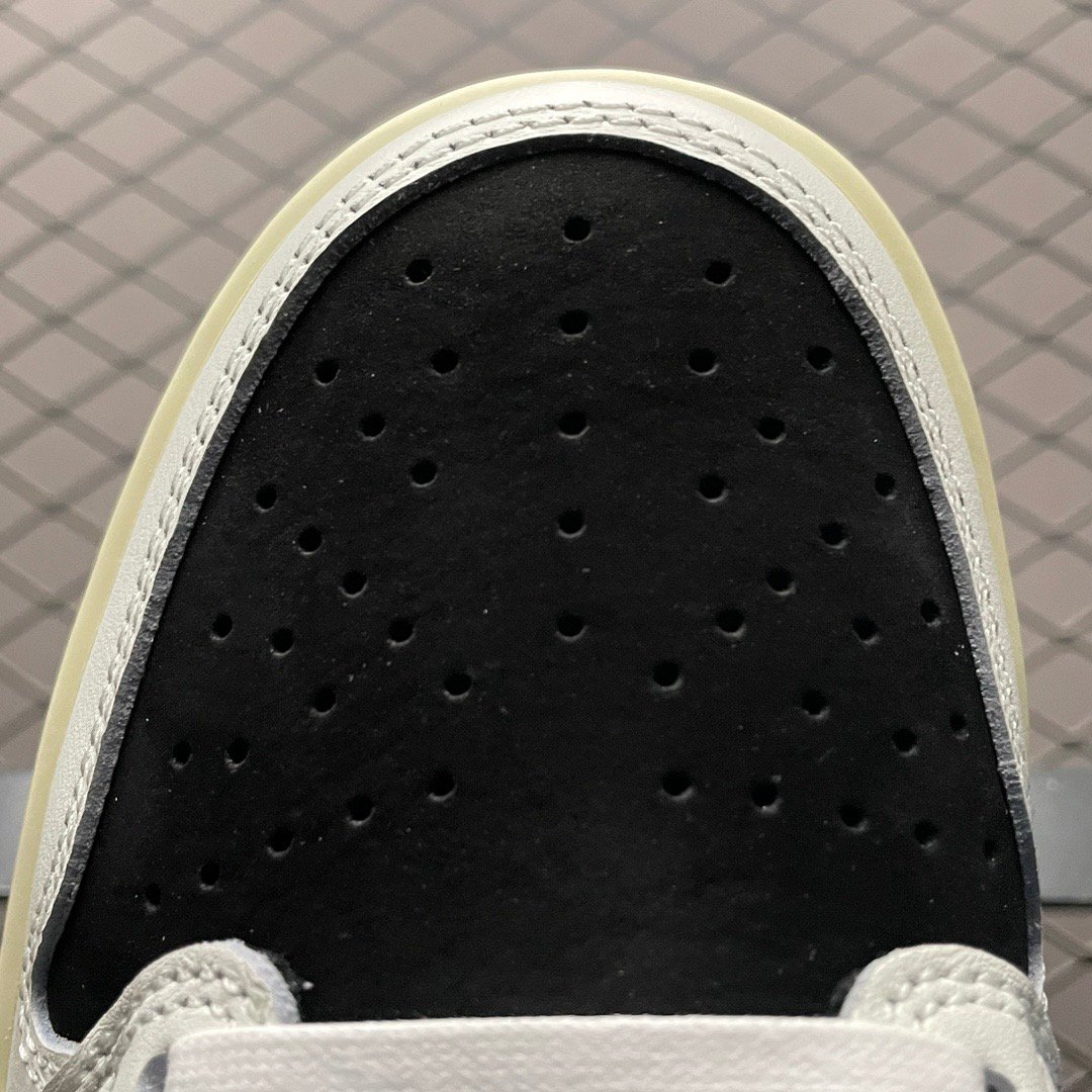 travis scott x air jordan 1 low og 'black phantom' (copy)