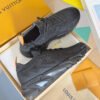 louis vuitton runner tatic sneakers zwart full