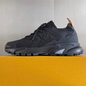 Louis Vuitton Runner Tatic sneakers zwart full