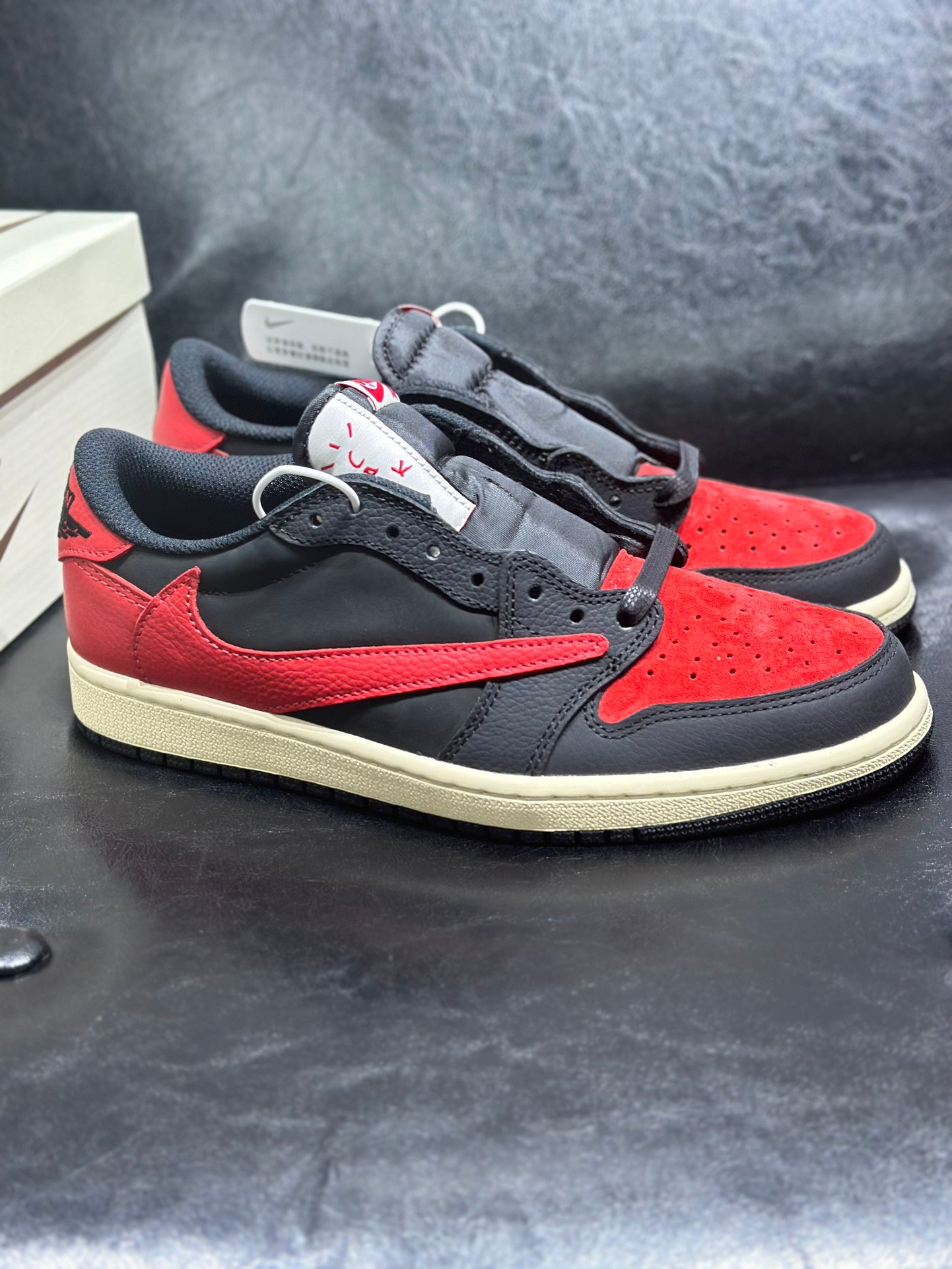 travis scott x air jordan 1 low og "bred" sneakers