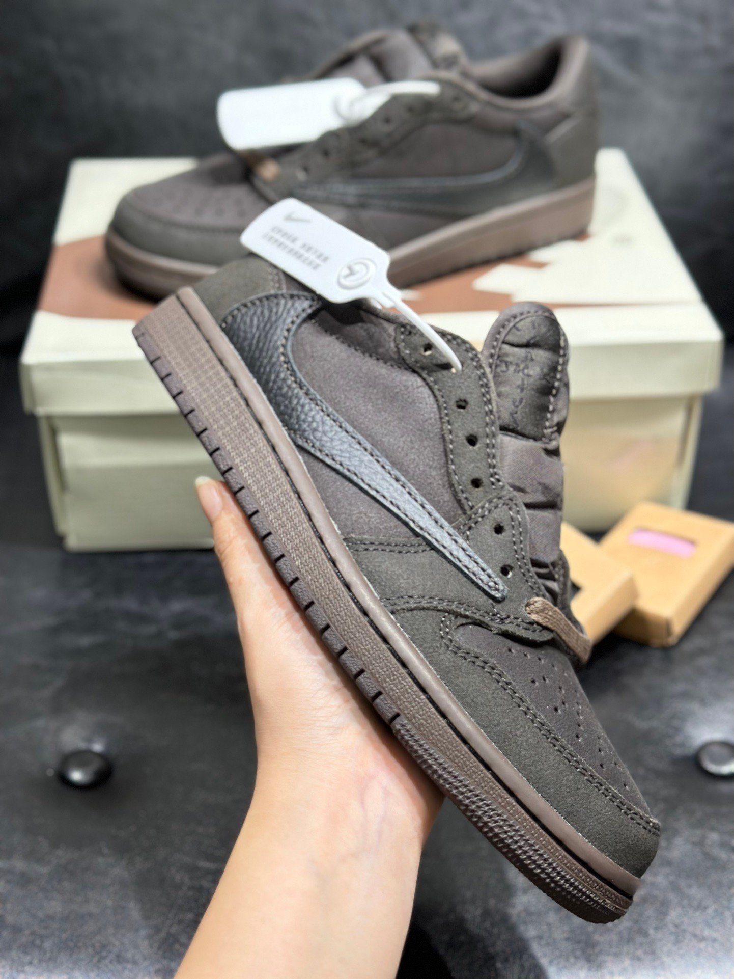 travis scott x air jordan 1 low og sp "velvet brown"
