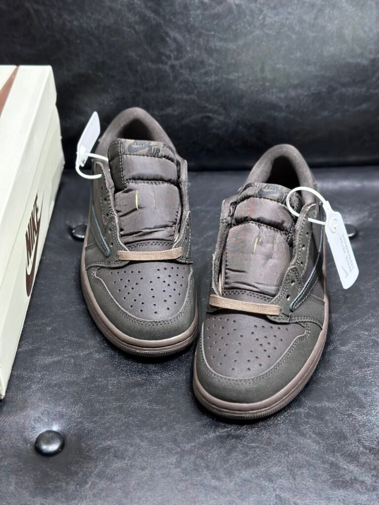 travis scott x air jordan 1 low og sp "velvet brown"
