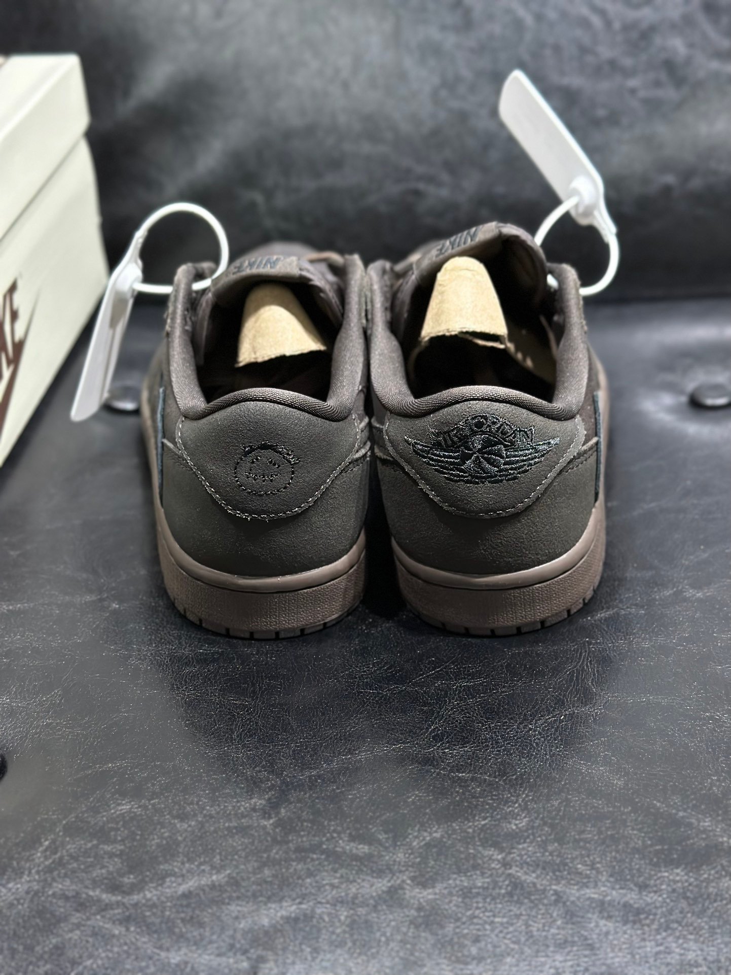 travis scott x air jordan 1 low og sp "velvet brown"