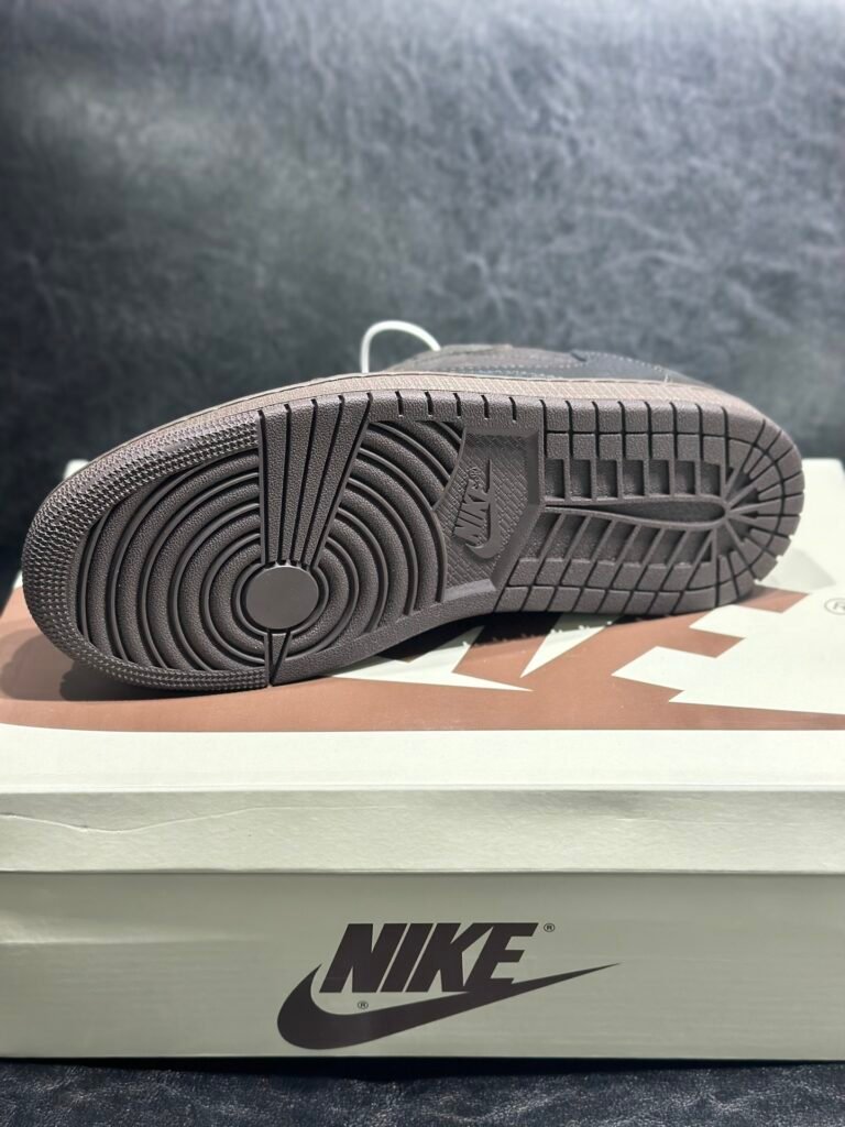 travis scott x air jordan 1 low og sp "velvet brown"