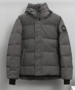 Canada Goose macmillan grijs black badge