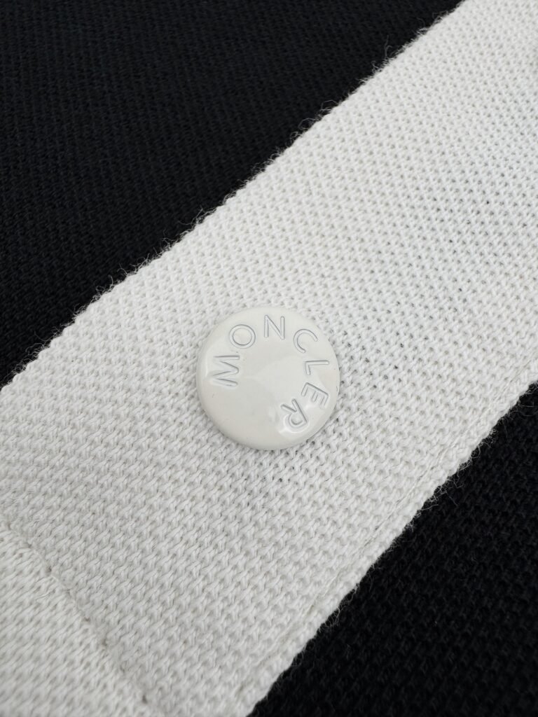 moncler archivo t shirt zwart (copy)