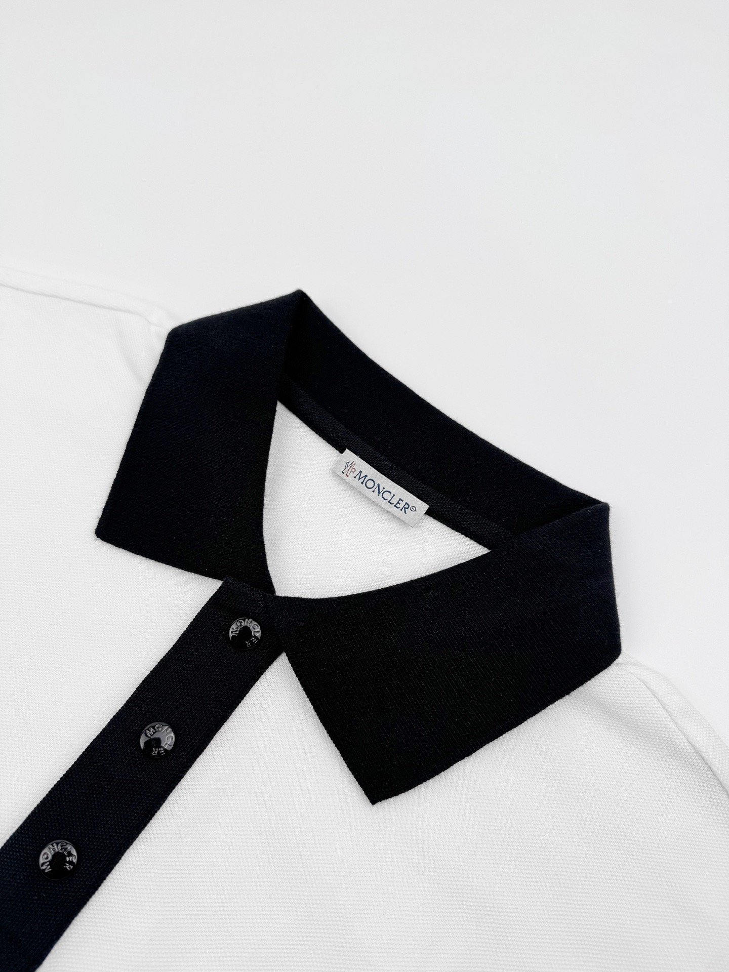 moncler archivo t shirt zwart (copy)