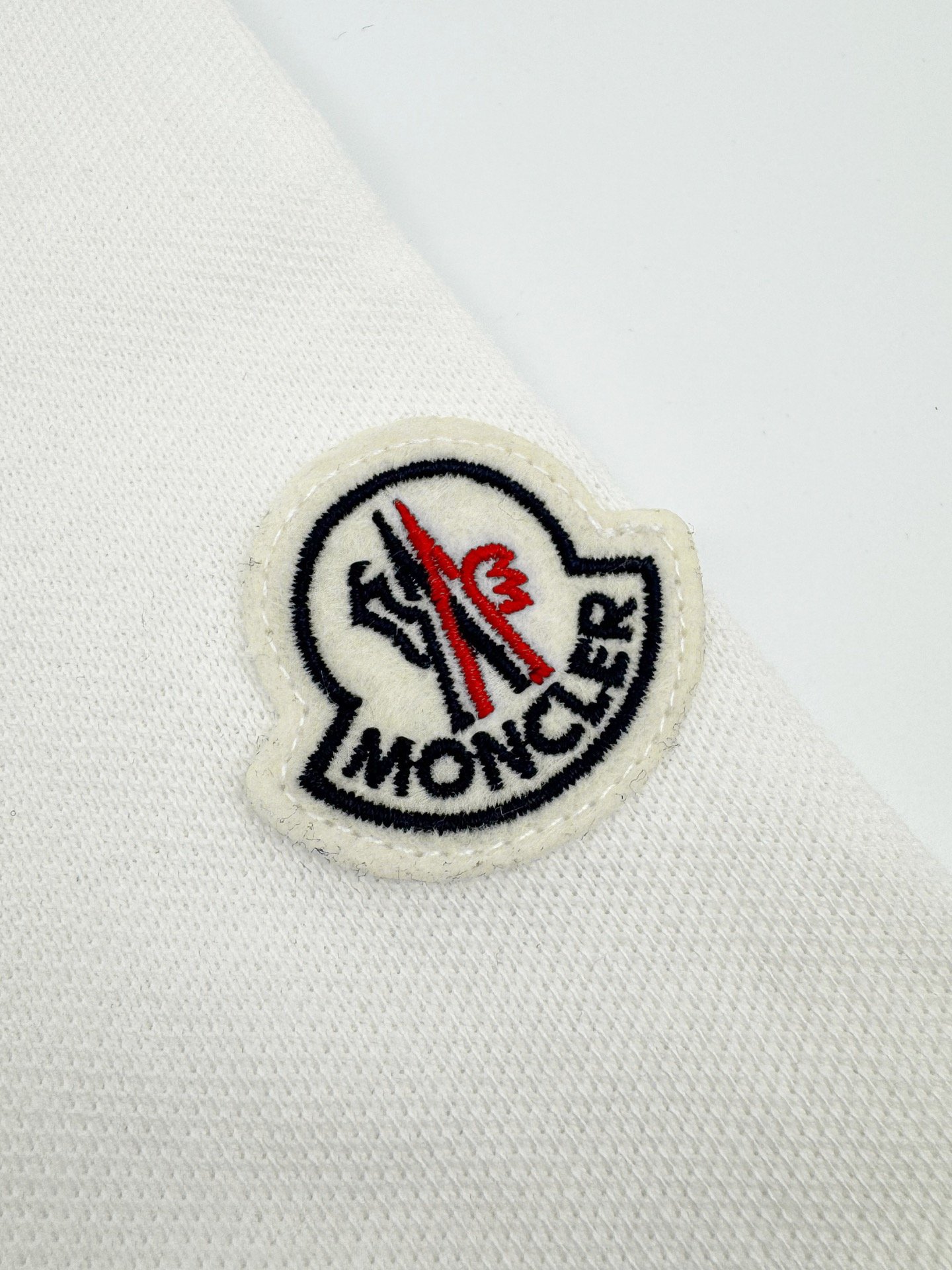 moncler archivo t shirt zwart (copy)