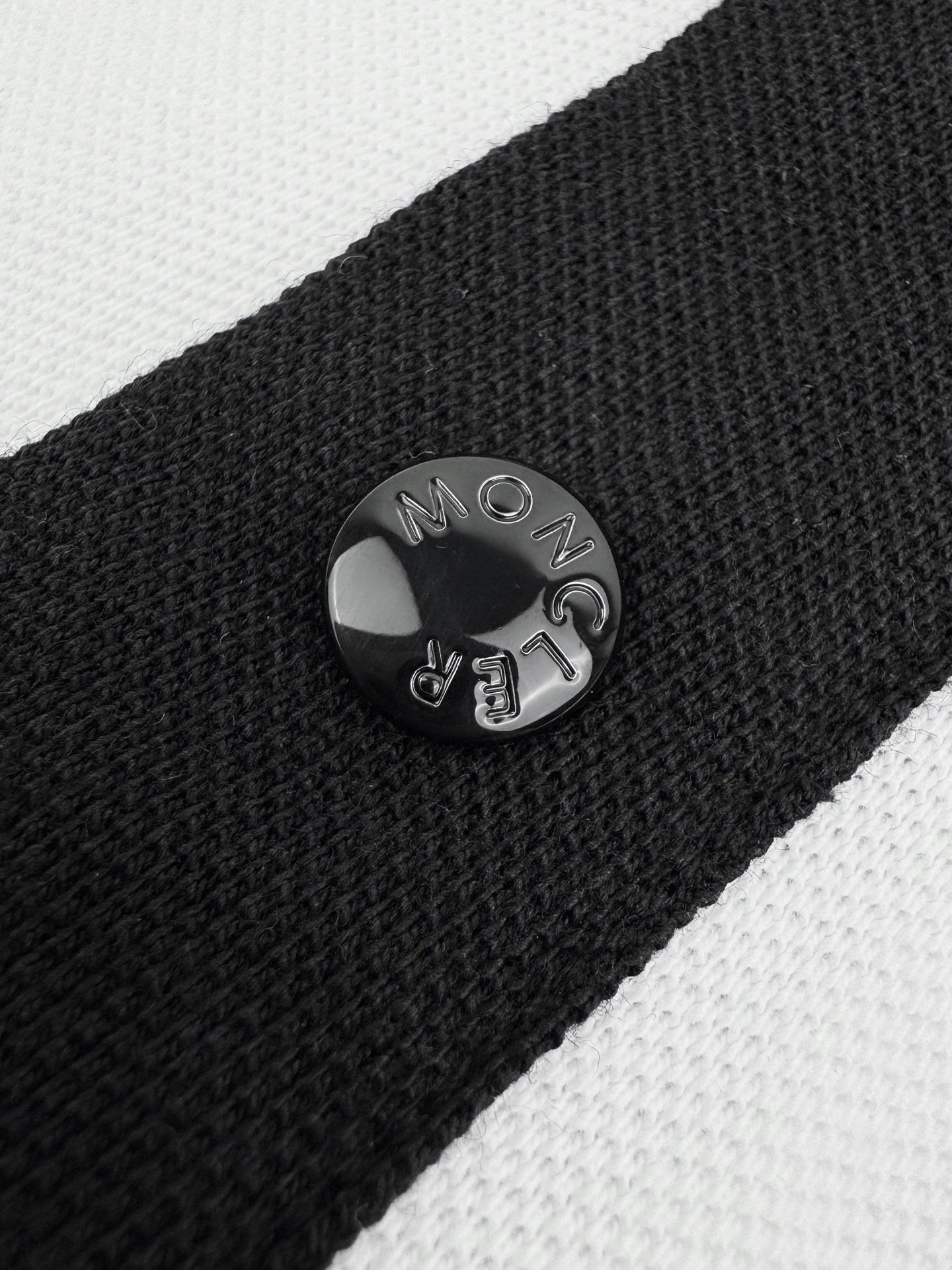 moncler archivo t shirt zwart (copy)