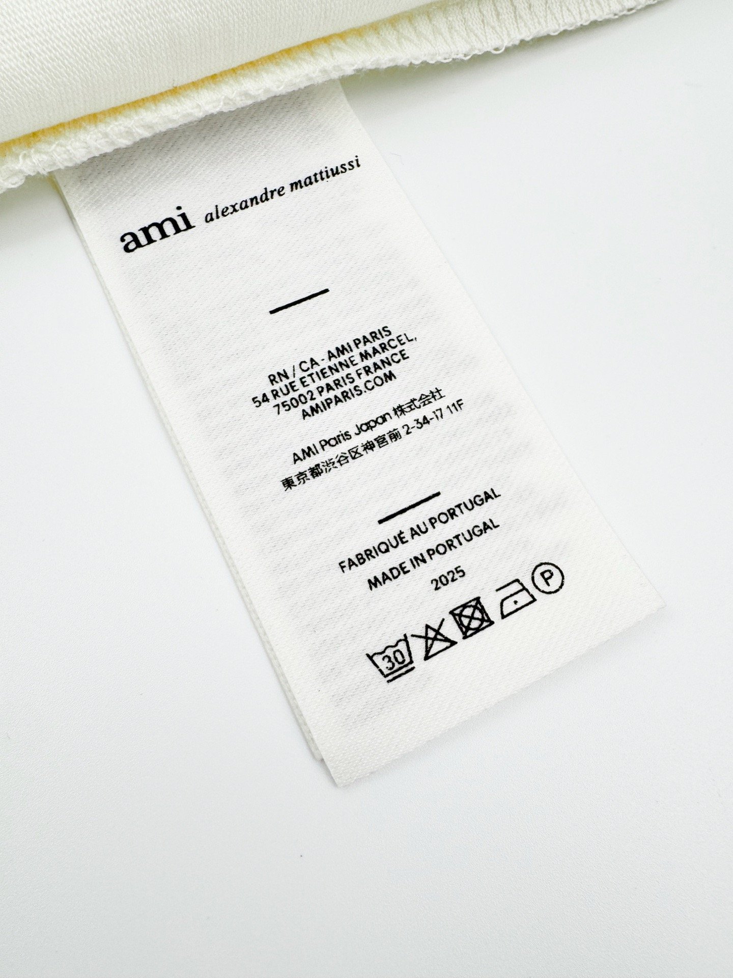 ami places des victoies shirt