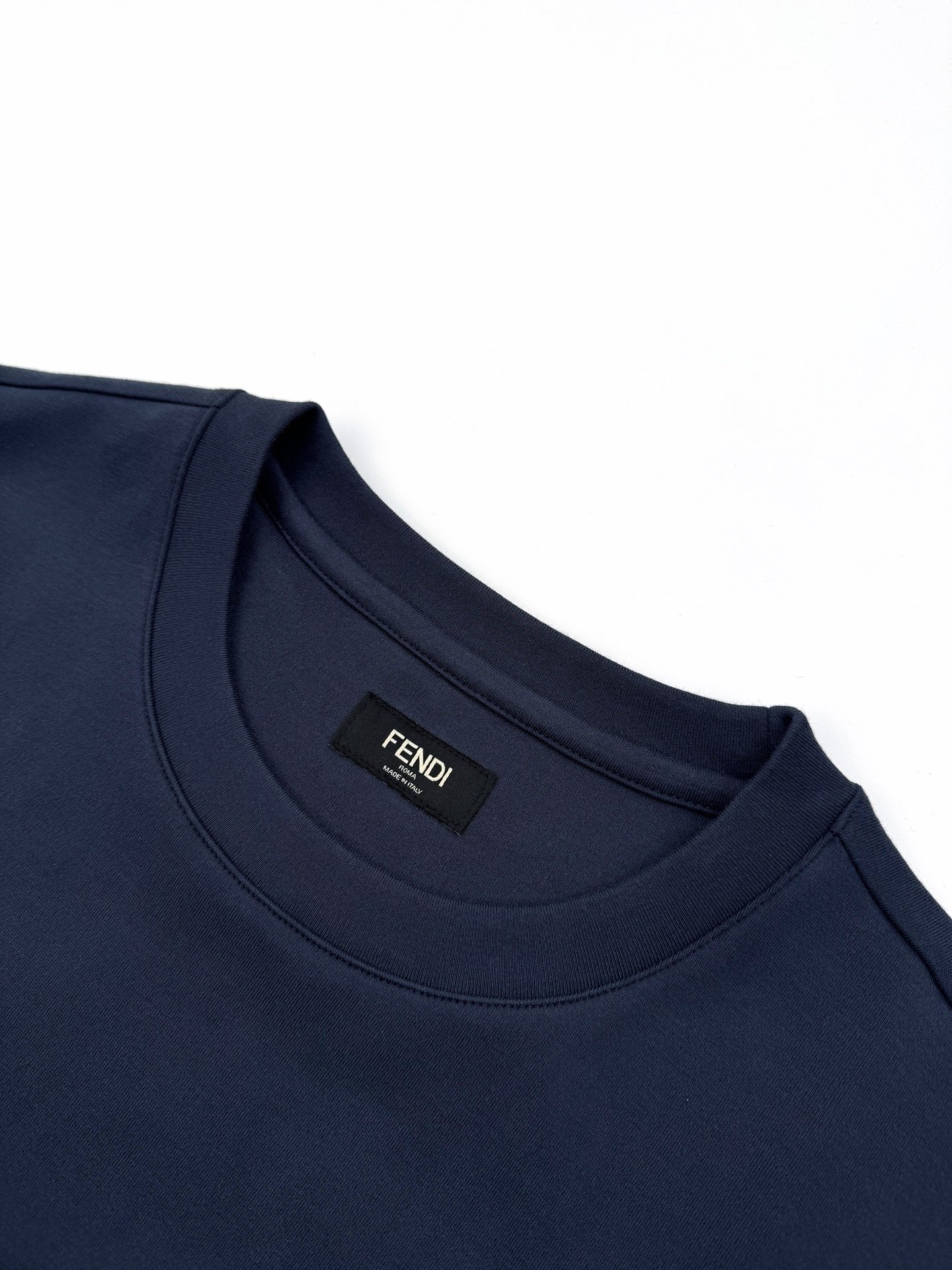 fendi jersey t shirt zwart (copy)