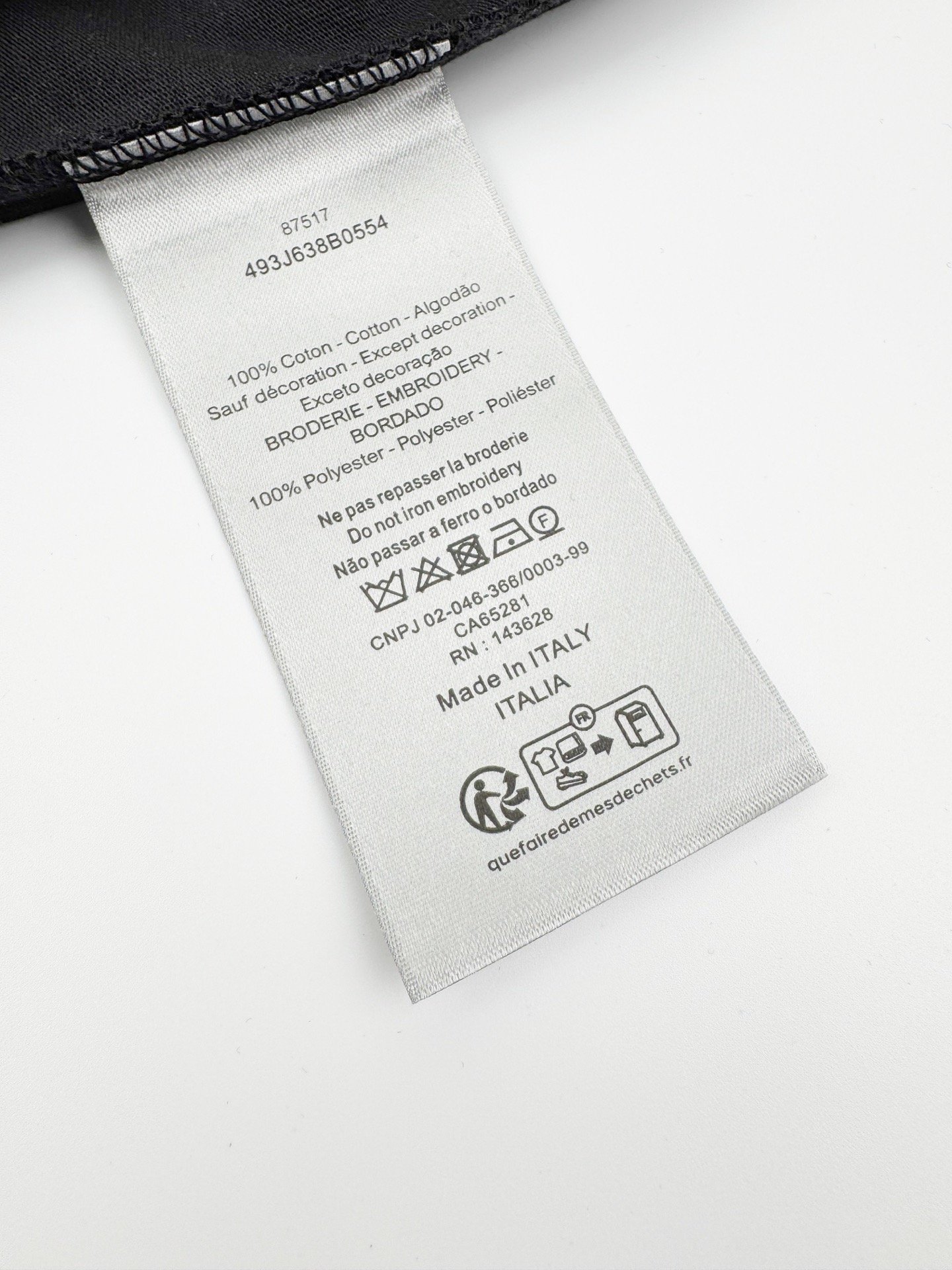 ami places des victoies shirt (copy)