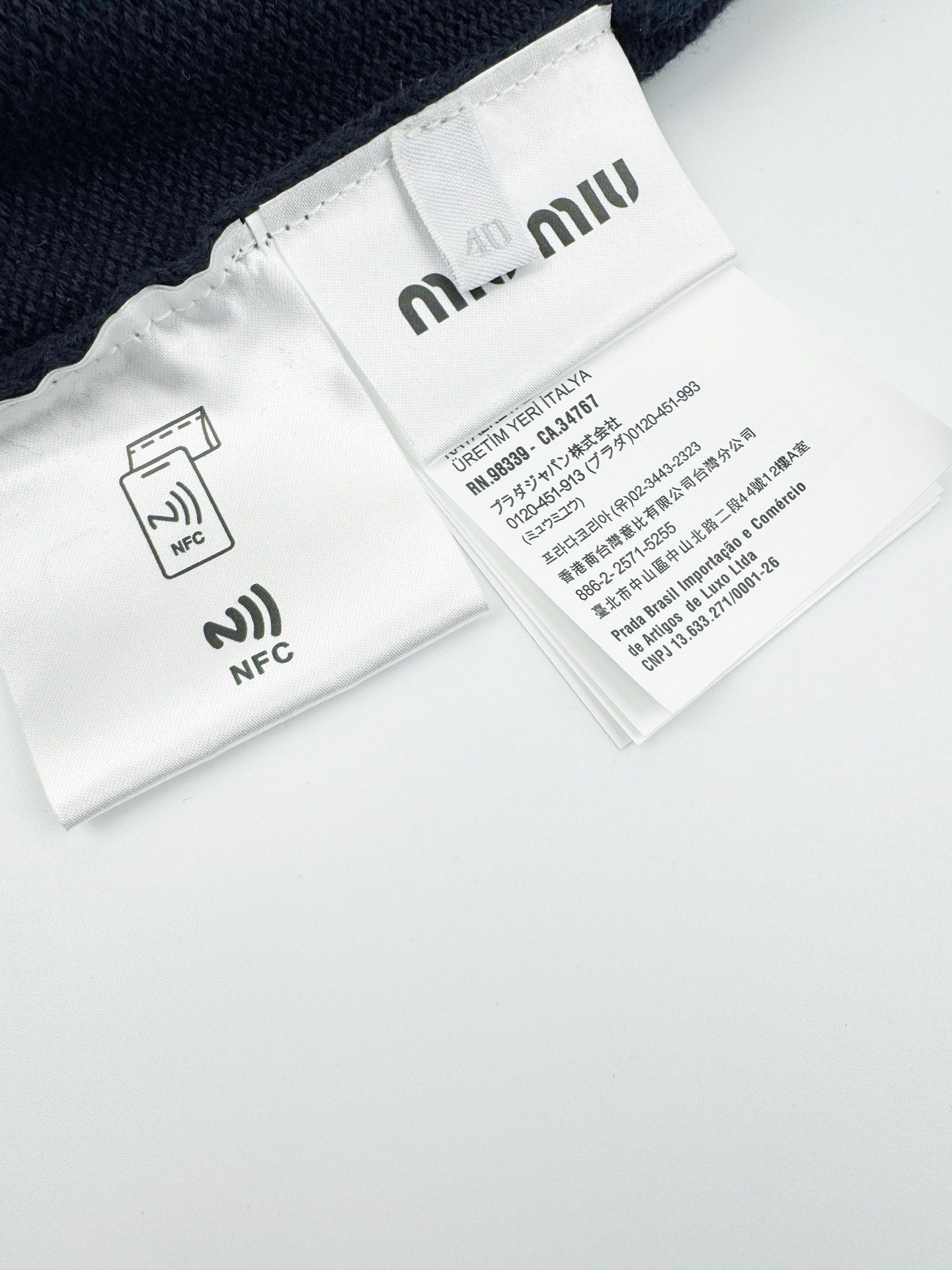 fendi t shirt zip zwart (copy)