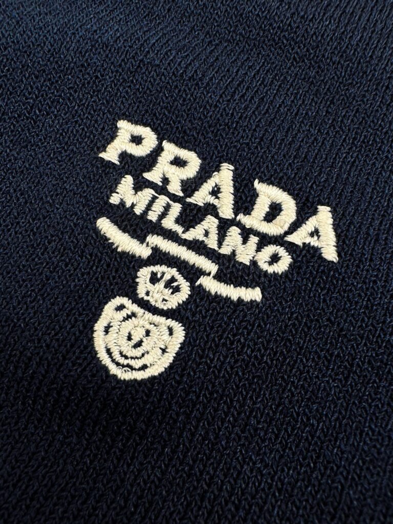 prada crewneck t shirt wit (copy)