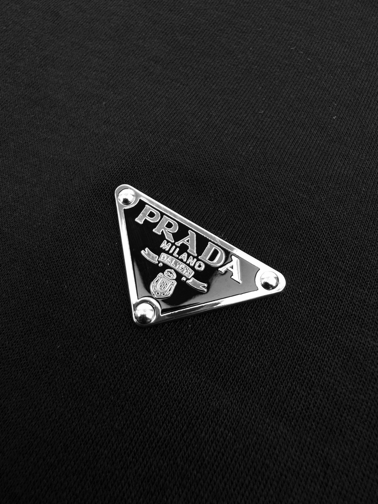 fendi motief t shirt zwart (copy)