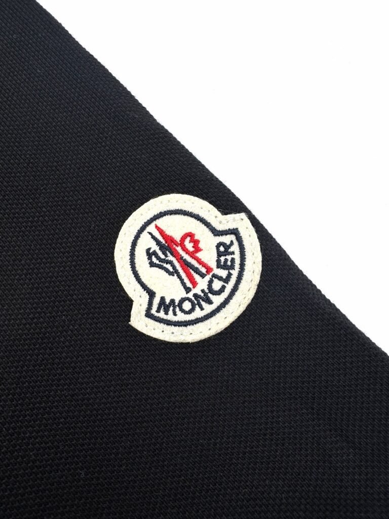 fendi motief t shirt zwart (copy)