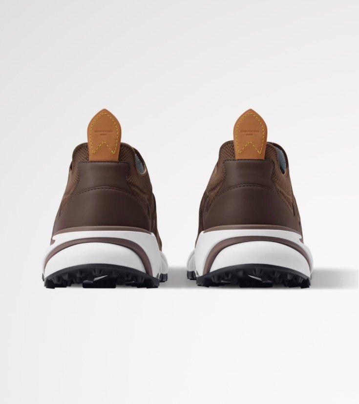 louis vuitton runner tatic sneakers beige (copy)