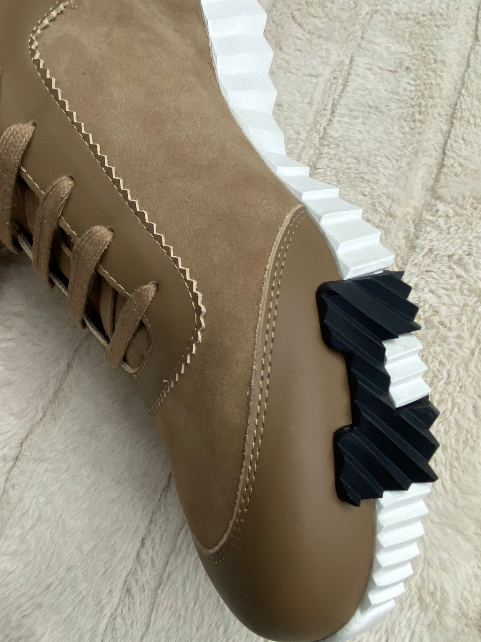 hermès bouncing sneakers bruin