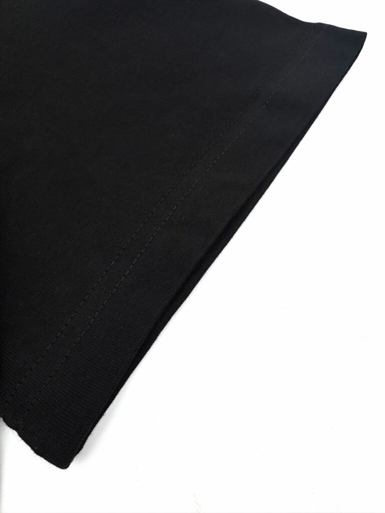 embossed louis vuitton t shirt zwart (copy)