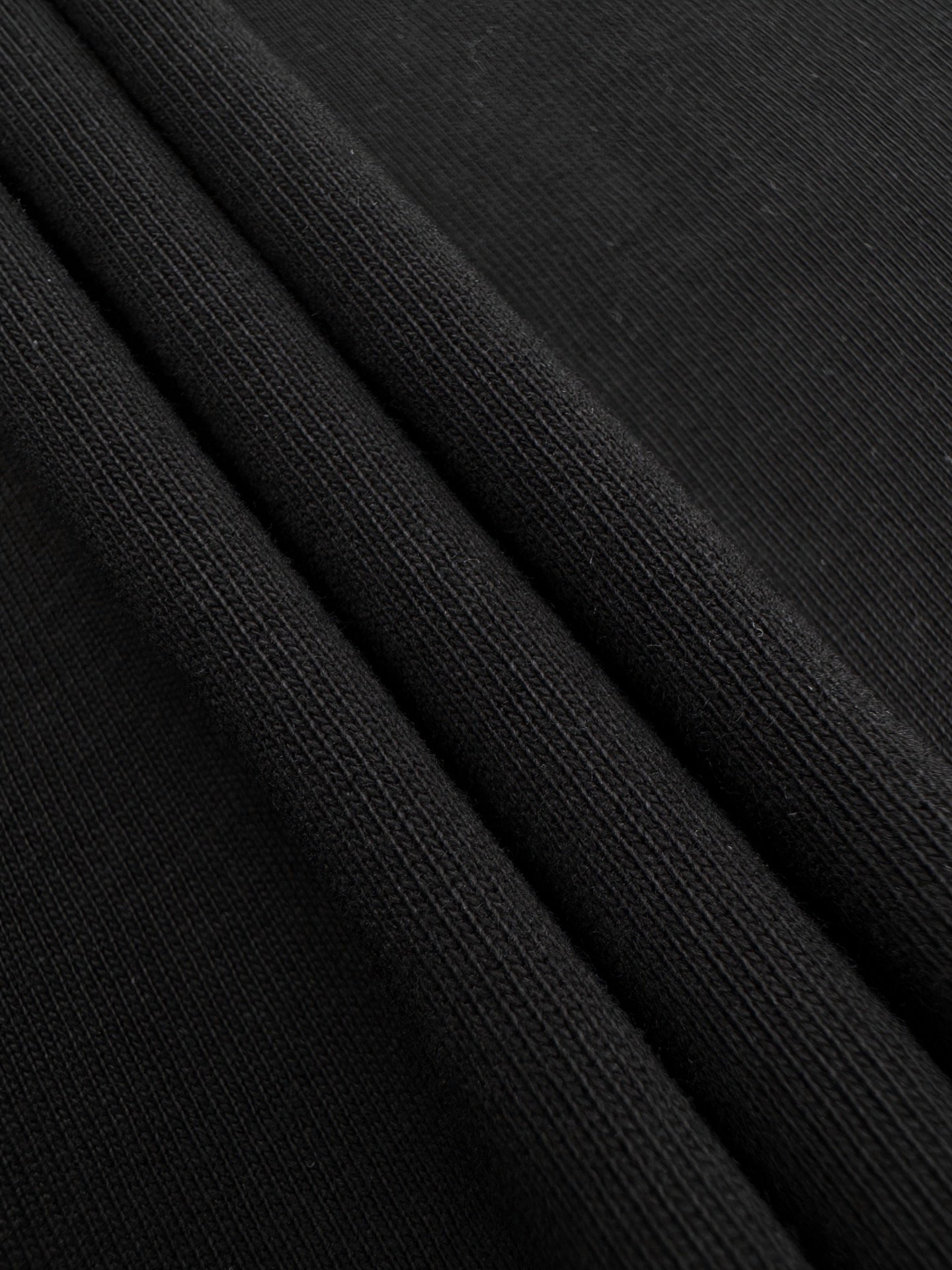 embossed louis vuitton t shirt zwart (copy)