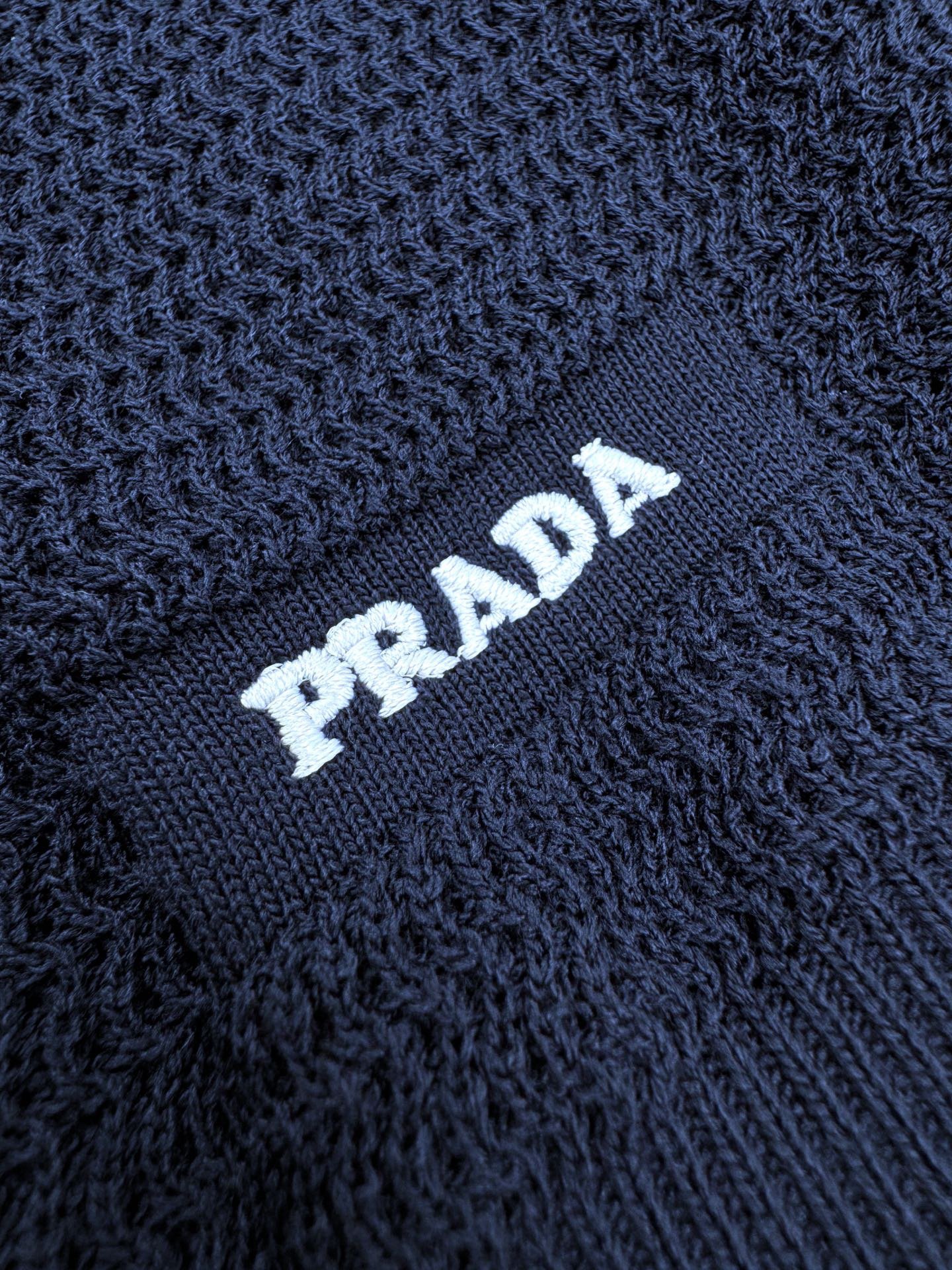 prada short sleeve t shirt blauw