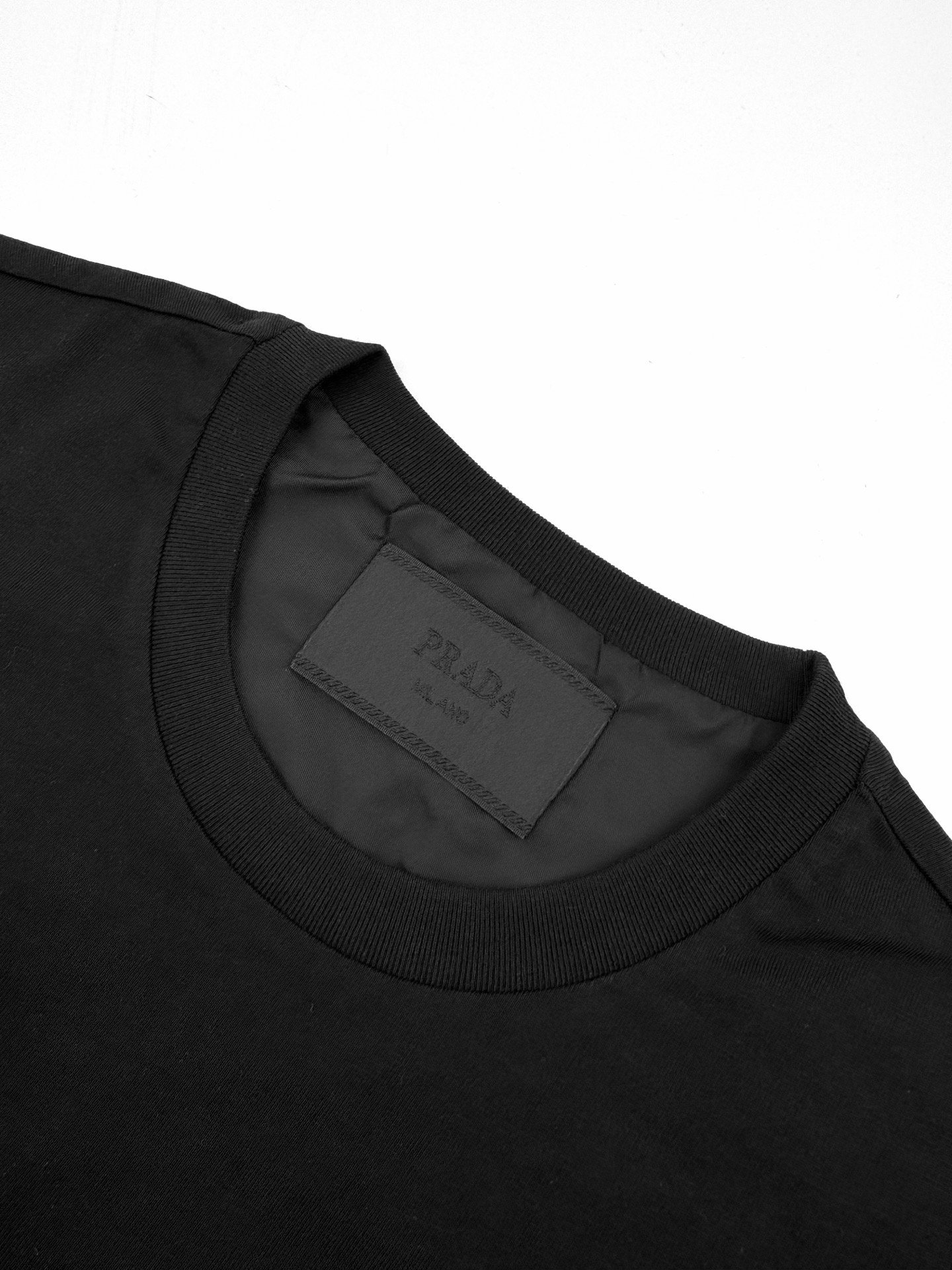 prada short sleeve t shirt blauw