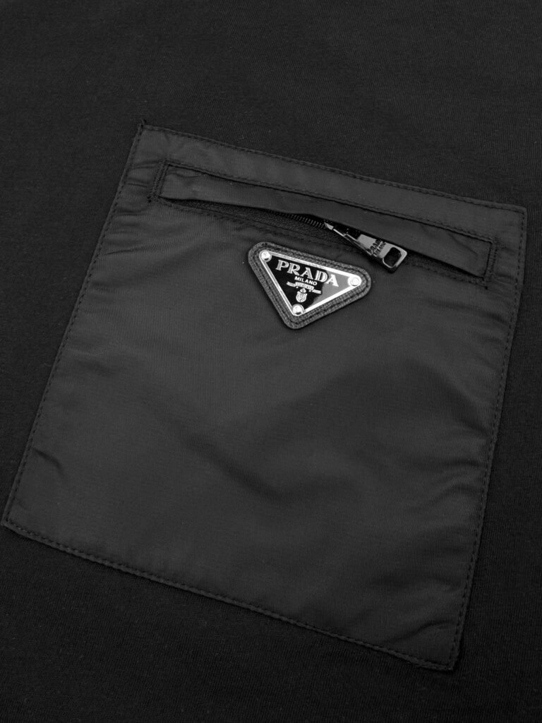 prada short sleeve t shirt blauw