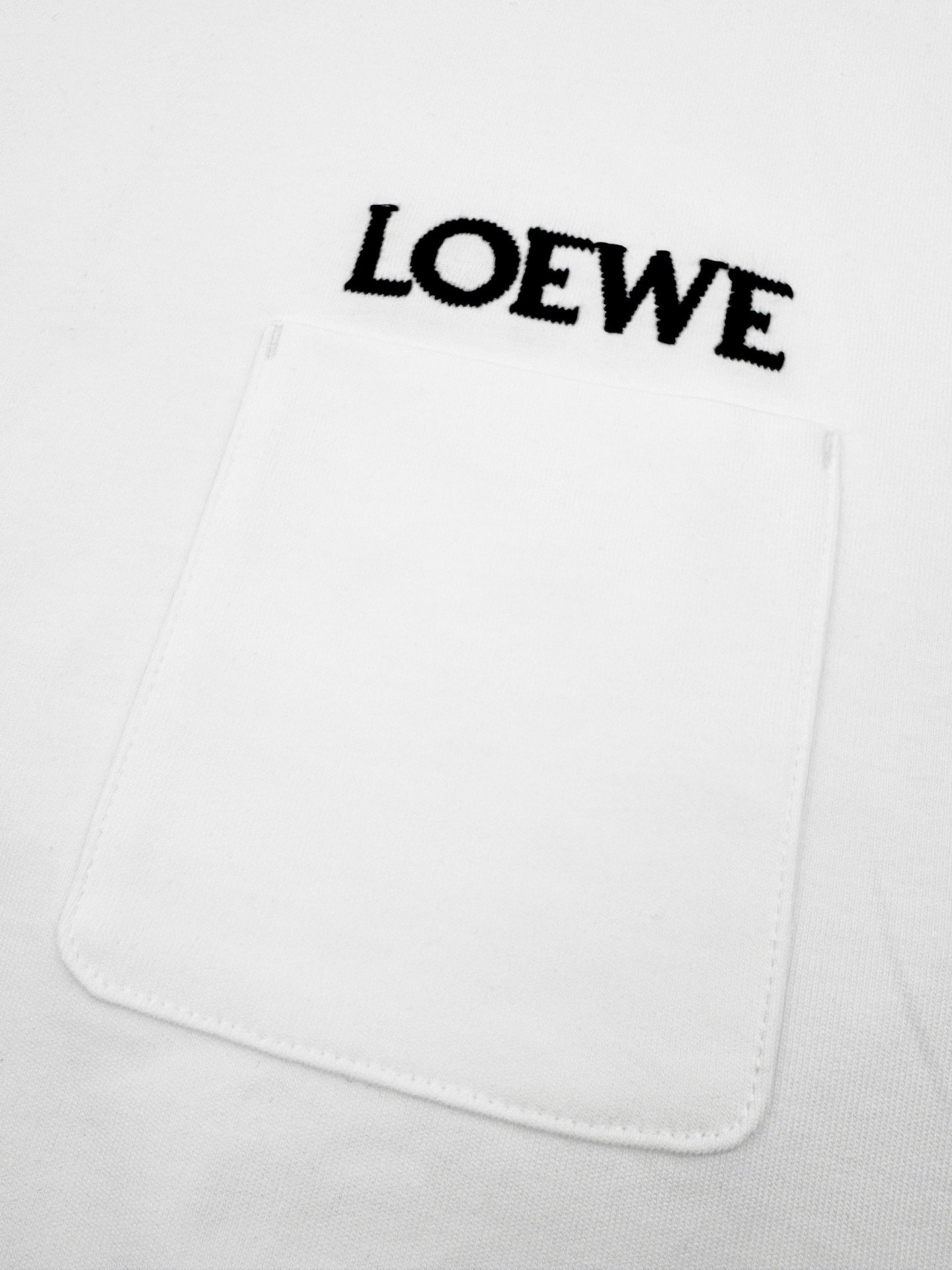 loewe anagramt shirt zwart (copy)