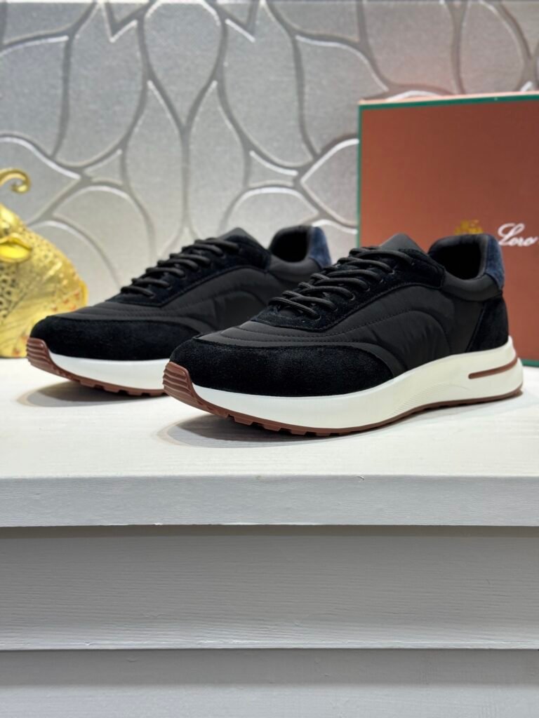 louis vuitton runner tatic sneakers kaki (copy)