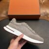 louis vuitton runner tatic sneakers kaki (copy)