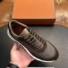 louis vuitton runner tatic sneakers kaki (copy)