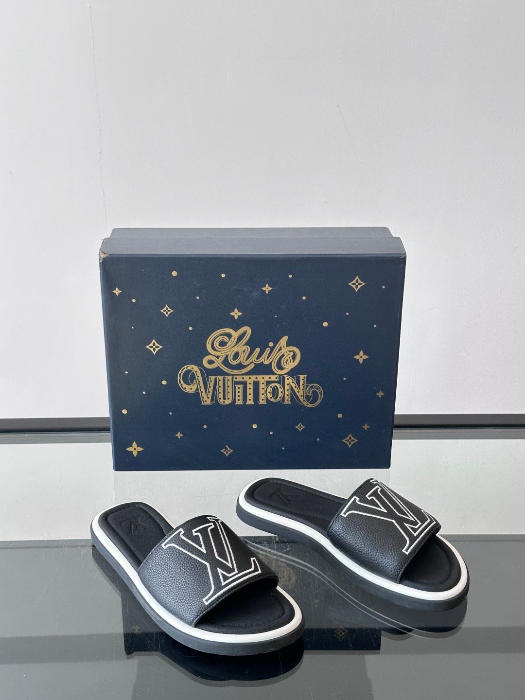louis vuitton waterfront mule zwart