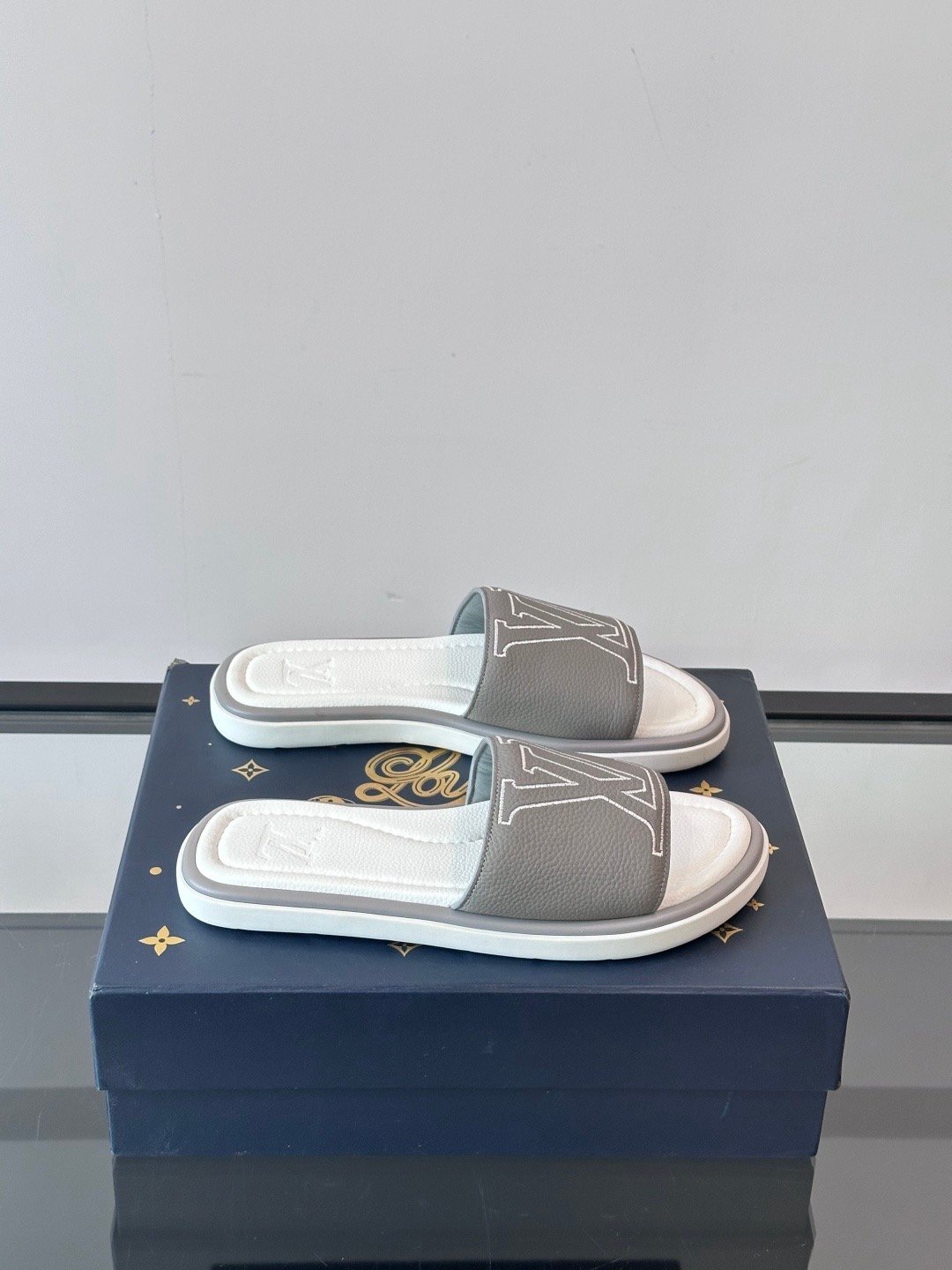 louis vuitton waterfront mule zwart