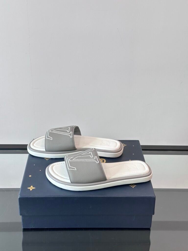 louis vuitton waterfront mule zwart