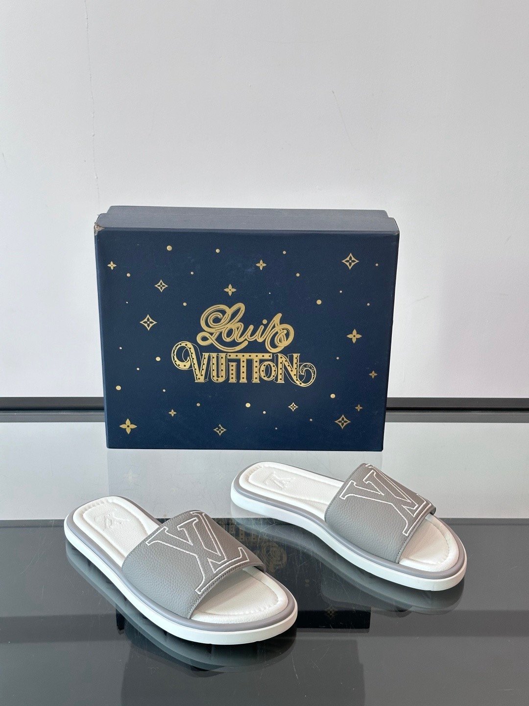 louis vuitton waterfront mule zwart