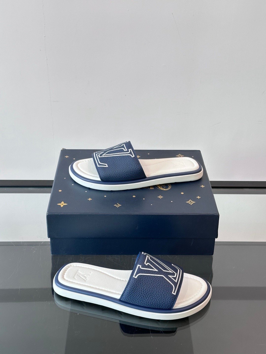 louis vuitton waterfront mule zwart